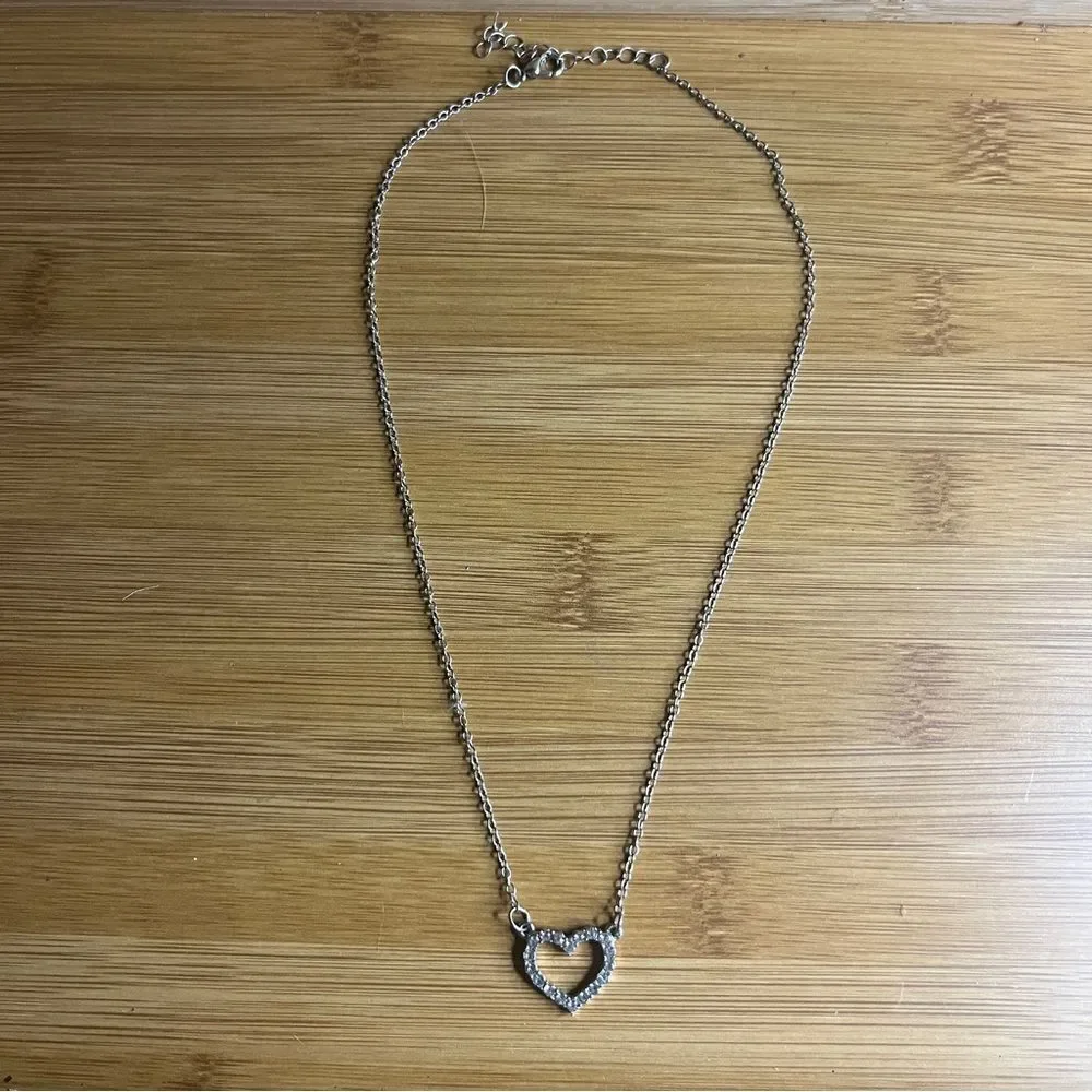 Elegant Silver Heart Necklace